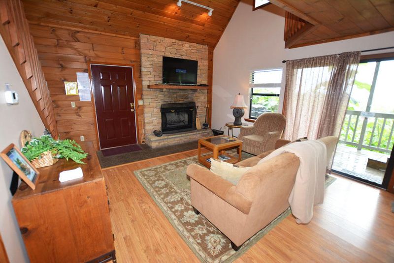 936 Stans Rd, Gatlinburg, TN 37738