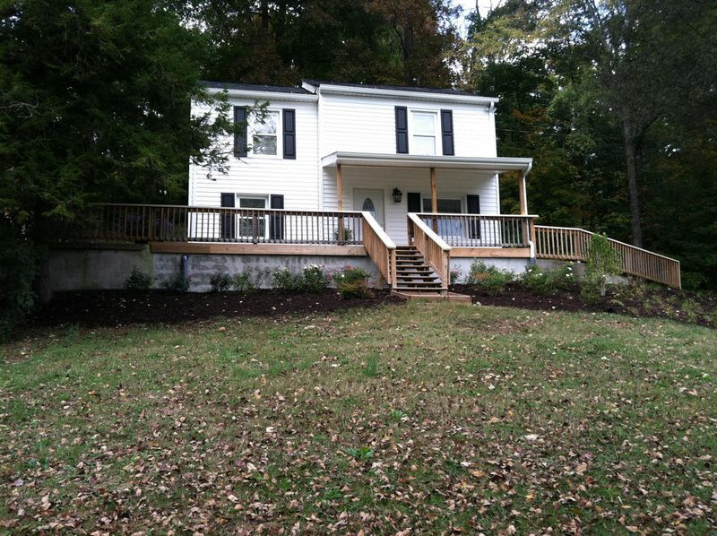 937 Brown Rd, Knoxville, TN 37920