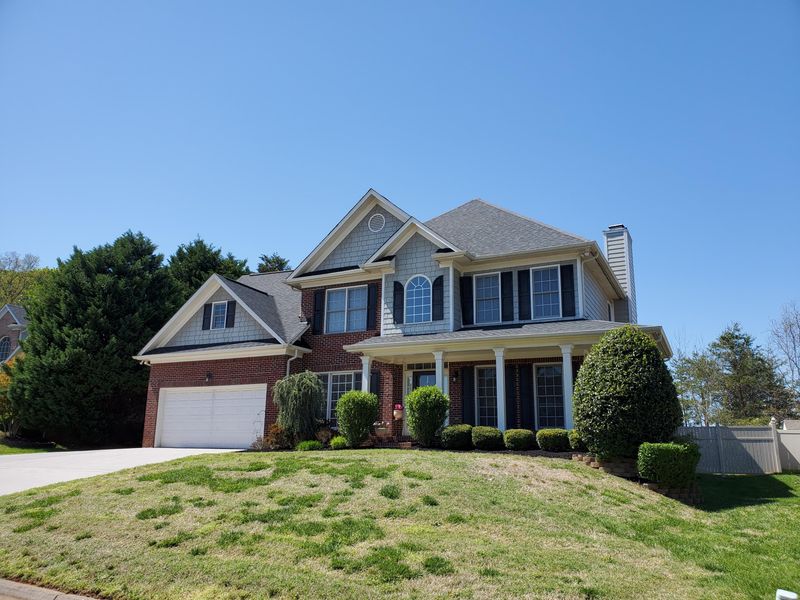 937 Garrison Ridge Blvd, Knoxville, TN 37922