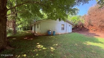 937 Misty Valley Rd, Friendsville, TN 37737
