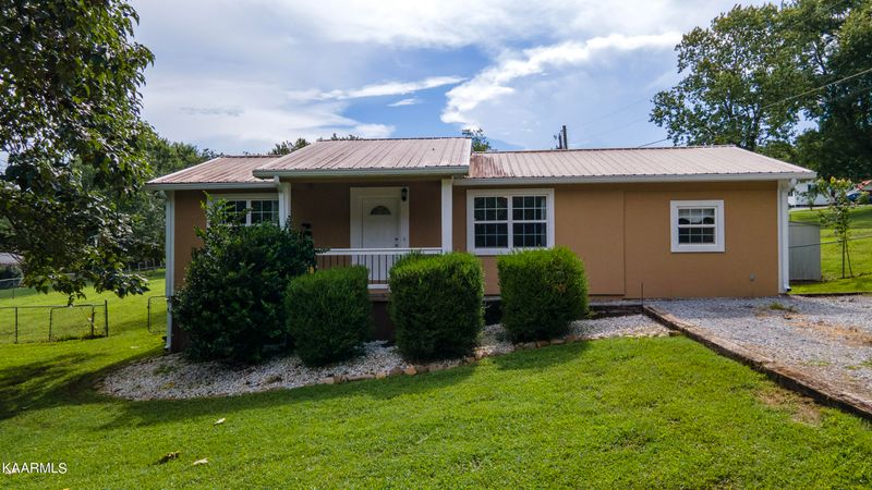 937 Washington St, Madisonville, TN 37354