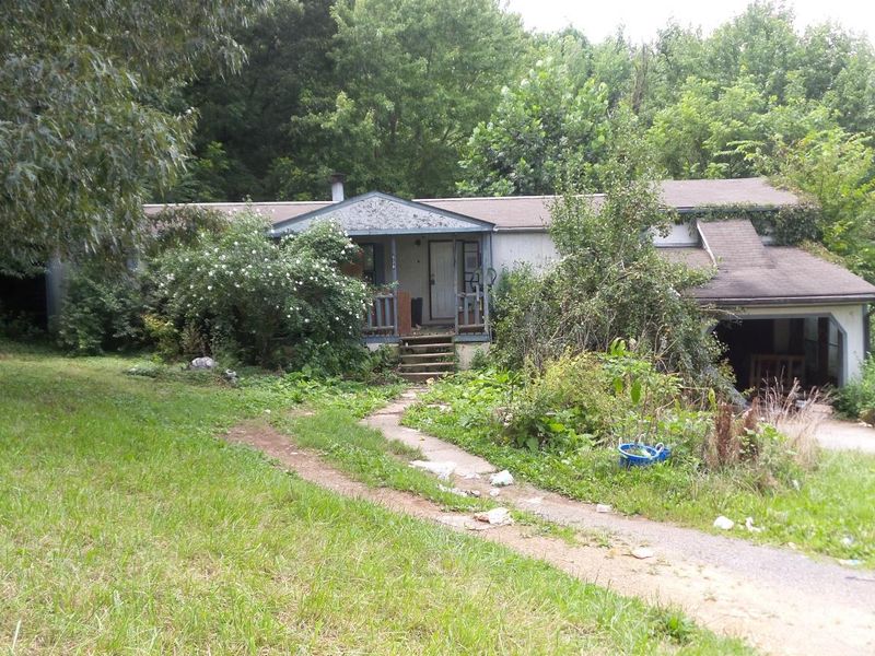 938 Chestnut Ridge Rd, Heiskell, TN 37754