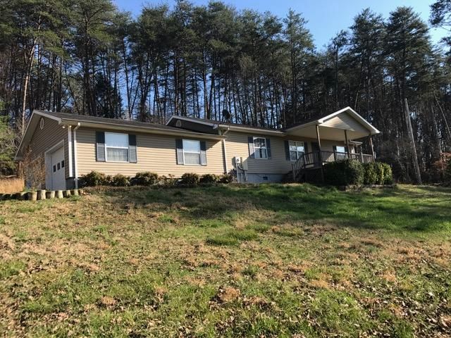 938 County Road 655, Athens, TN 37303