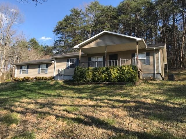 938 County Road 655, Athens, TN 37303