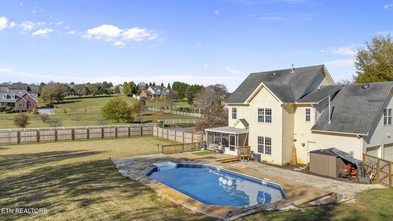 938 Harris Hollow Rd, Seymour, TN 37865