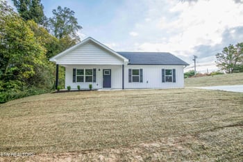 94 Wedgewood Rd, Oak Ridge, TN 37830