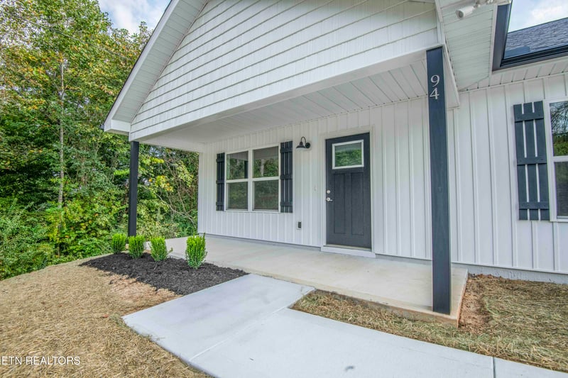94 Wedgewood Rd, Oak Ridge, TN 37830