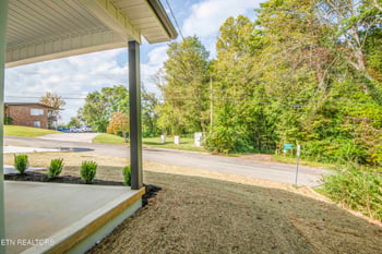 94 Wedgewood Rd, Oak Ridge, TN 37830