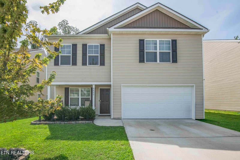 9400 Avian Forest Ln, Heiskell, TN 37754