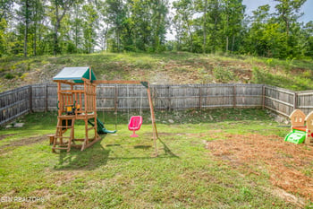 9400 Avian Forest Ln, Heiskell, TN 37754