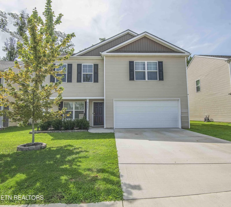 9400 Avian Forest Ln, Heiskell, TN 37754