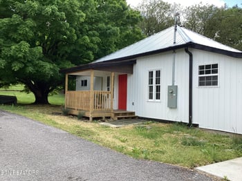 9404 Alco Loop, Mascot, TN 37806