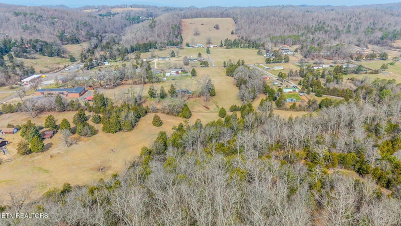 9406 Heiskell Rd, Heiskell, TN 37754