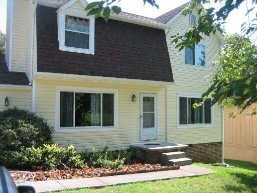 9407 Edenshire Dr, Knoxville, TN 37922
