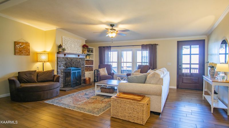941 Cloyds Church Rd, Greenback, TN 37742