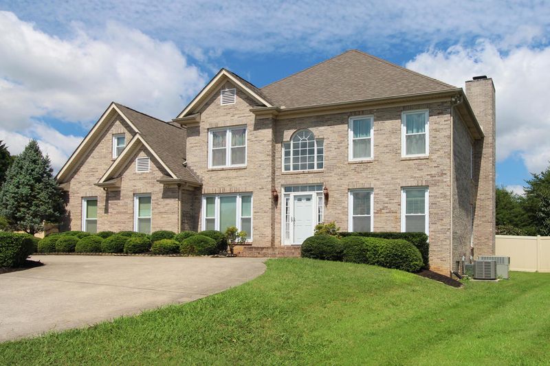 941 Garrison Ridge Blvd, Knoxville, TN 37922
