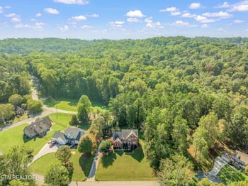 9414 Mill Sound Dr, Strawberry Plains, TN 37871