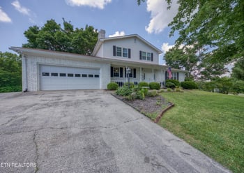 942 Radnor Rd, Maryville, TN 37804
