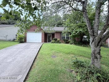 943 Spring Park Rd, Knoxville, TN 37914