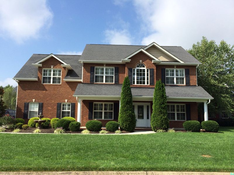 944 Annatole, Knoxville, TN 37938