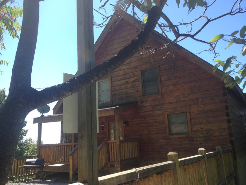 944 Falcon View Way #4c, Sevierville, TN 37862