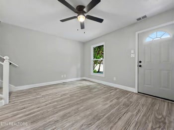 944 Piney Grove Church Rd #D7, Knoxville, TN 37909