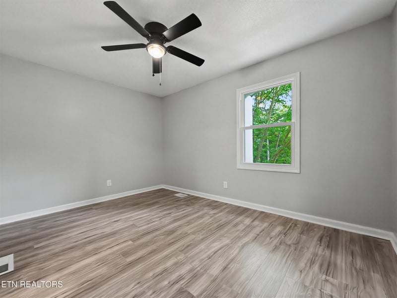944 Piney Grove Church Rd #D7, Knoxville, TN 37909