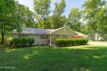 945 Circle Dr, Seymour, TN 37865