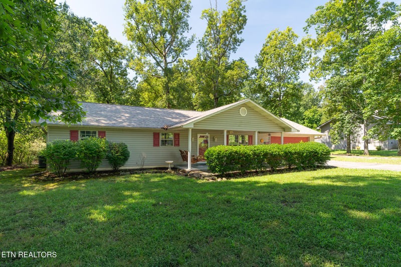 945 Circle Dr, Seymour, TN 37865