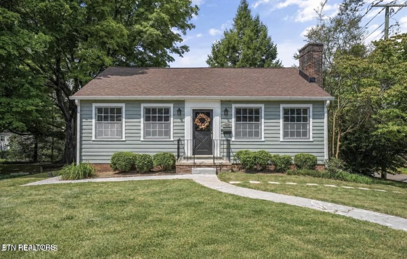 945 E Churchwell Ave, Knoxville, TN 37917