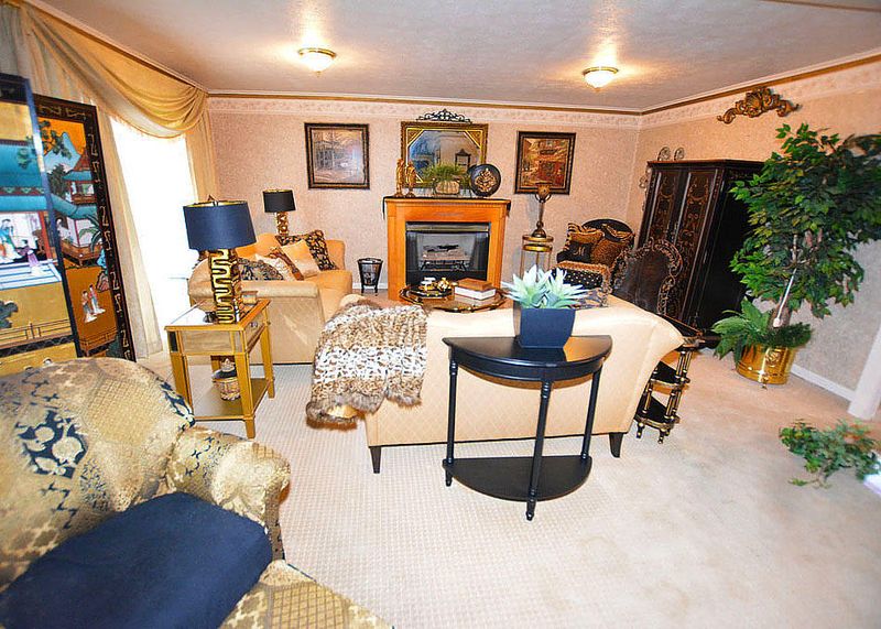 945 Francis Rd, Knoxville, TN 37909