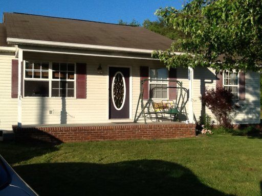 9450 Graves Rd, Maynardville, TN 37807