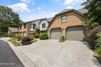 946 Ethans Glen Dr, Knoxville, TN 37923