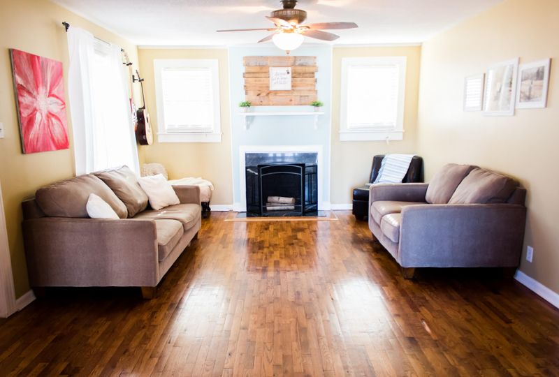 946 Mulberry St, Loudon, TN 37774