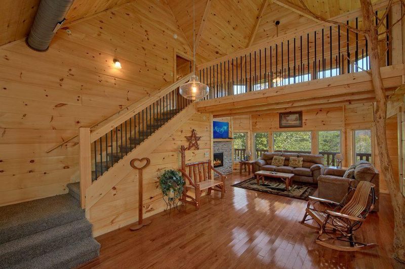 947 Mcmakin Way, Pigeon Forge, TN 37863