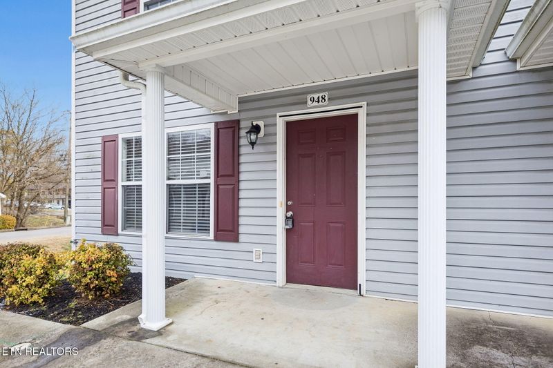 948 Micro Way, Knoxville, TN 37912
