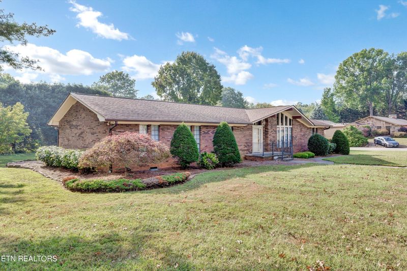 949 Laurel Hill Rd, Knoxville, TN 37923