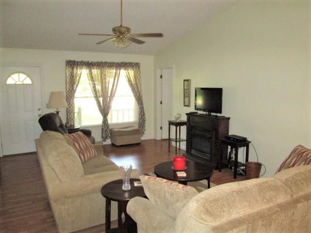 95 Spruce Loop, Crossville, TN 38555