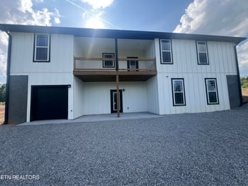 950 Elb Private Dr, Huntsville, TN 37756