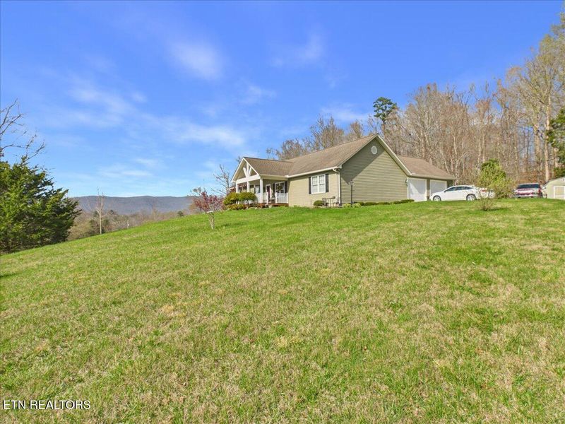 950 S Coolidge Rd, Lafollette, TN 37766