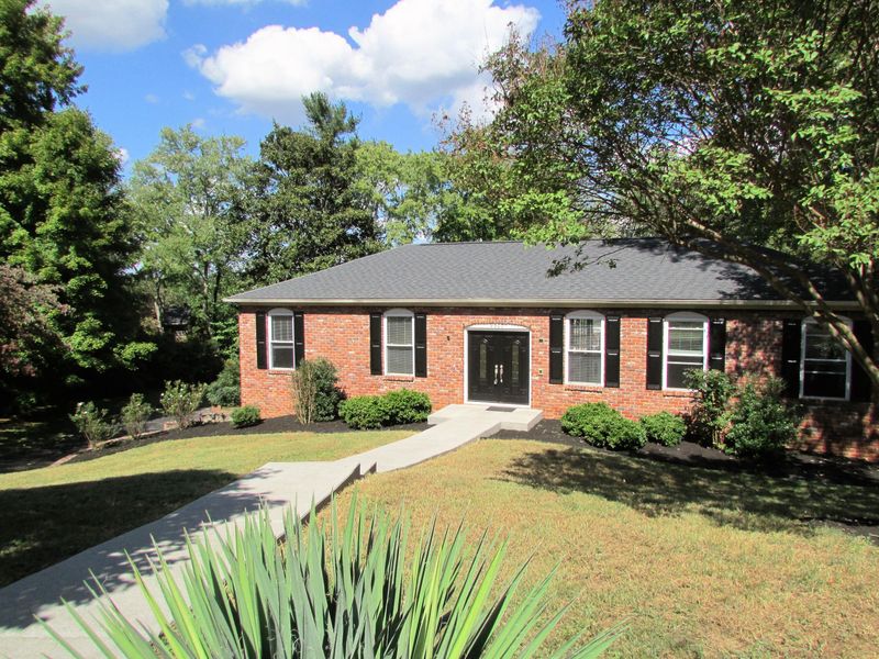 9501 Cotesworth Ln, Knoxville, TN 37922