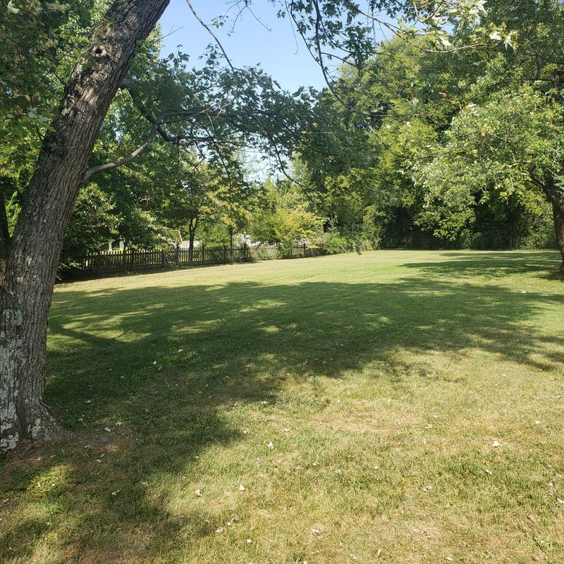 9501 E Lyttleton Ln, Knoxville, TN 37922