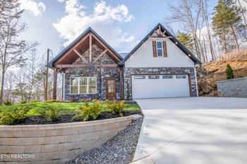 9502 Old Loyston Rd, Knoxville, TN 37938