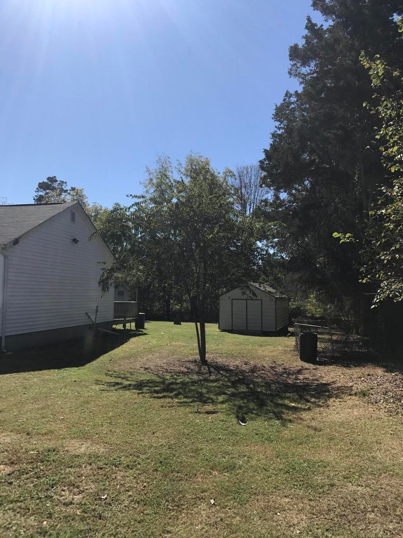 9510 E Emory Rd, Corryton, TN 37721