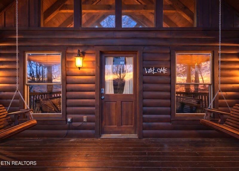 952 Iron Mountain Rd, Pigeon Forge, TN 37863