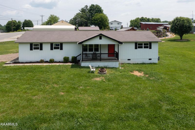 952 Maple Hill Rd, Loudon, TN 37774