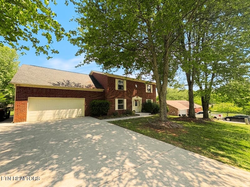 952 Spinnaker Rd, Knoxville, TN 37934
