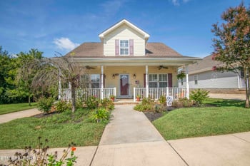 952 Stratford Ave, Sweetwater, TN 37874