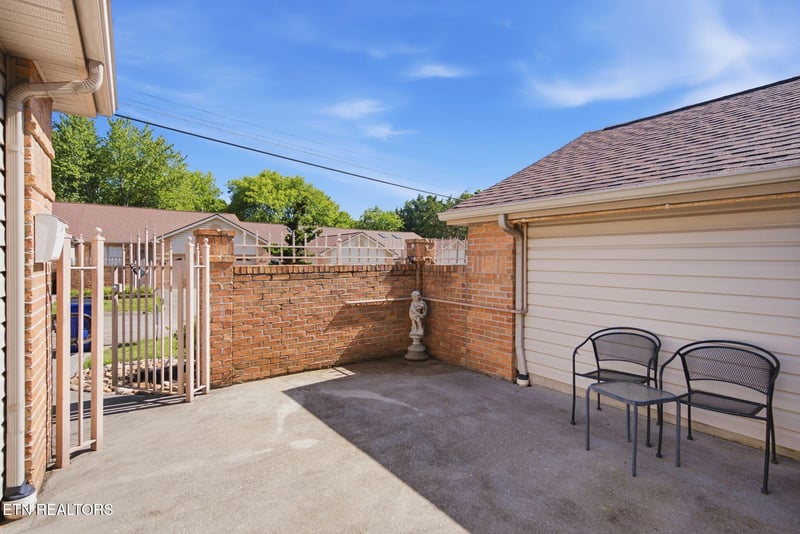 9520 Hyacinth Way, Knoxville, TN 37923