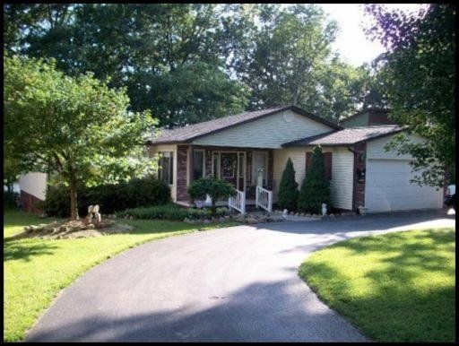 9535 Cherokee, Crossville, TN 38572